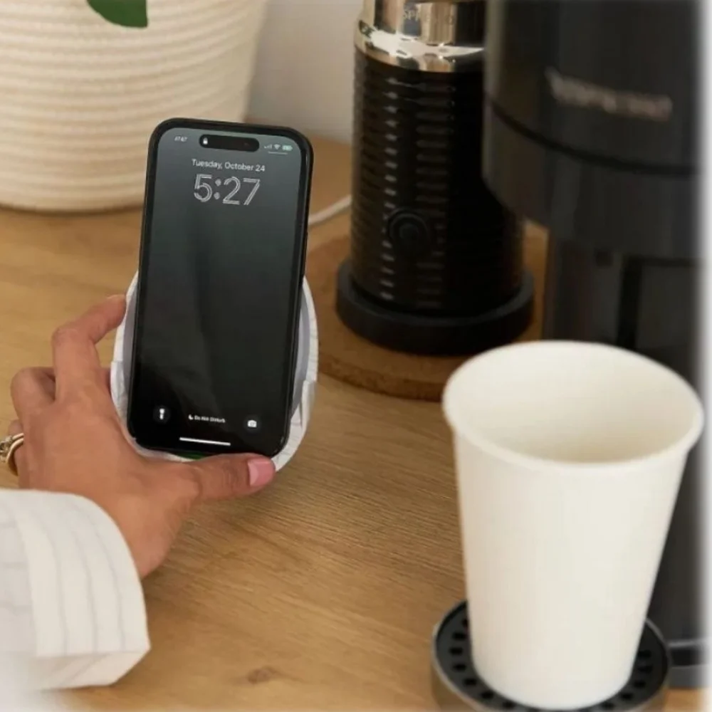 Wireless Charger LED Lighted Mirror 10W Qi Portable 4.8” NWOT